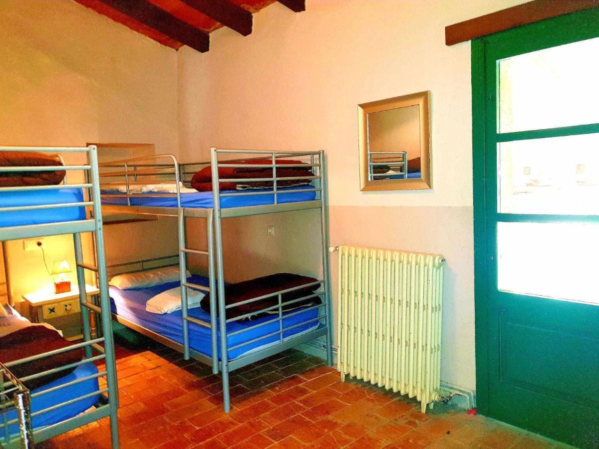 Casa rural en Girona 8 habitaciones hasta 30 personas piscina privada Cabanelles Exterior foto