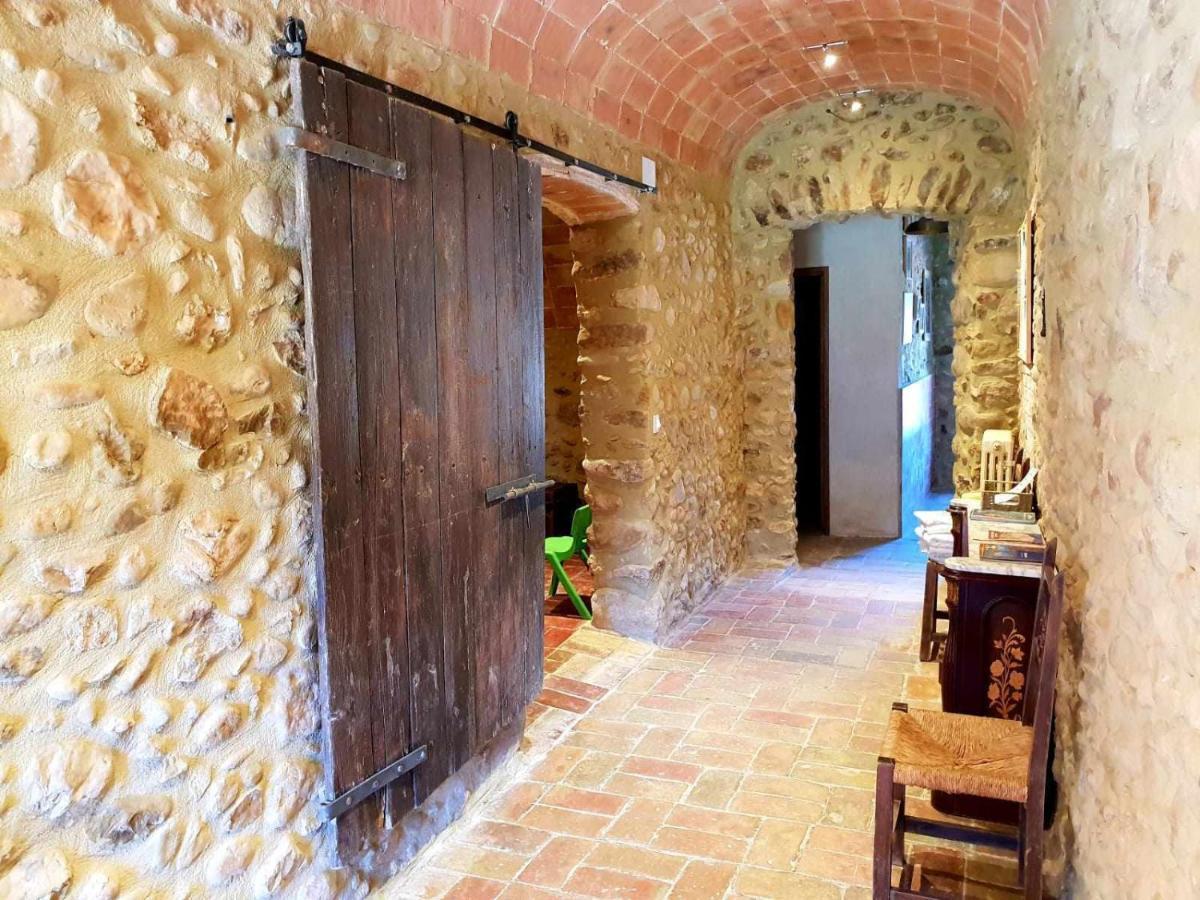 Casa rural en Girona 8 habitaciones hasta 30 personas piscina privada Cabanelles Exterior foto